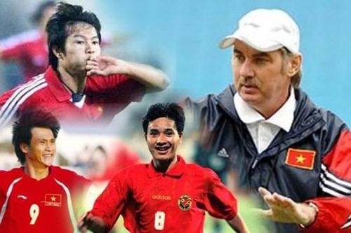 20 năm sau câu nói của ông Alfred Riedl: 'Bóng đá Việt Nam xây nhà từ nóc'
