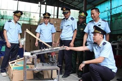 Chống hàng nước ngoài đội lốt thương hiệu Việt Nam