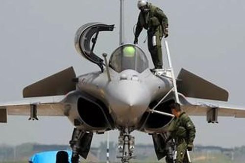 Tại sao Ấn Độ lại chọn máy bay chiến đấu Rafale của Pháp.