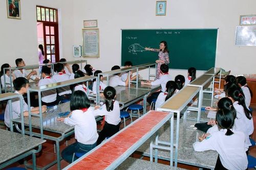 Khẩn trương triển khai hàng loạt biện pháp đảm bảo học sinh đến trường an toàn