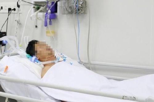 6 bệnh nhân ngộ độc Pate Minh Chay nặng đã được dùng thuốc kháng độc tố Botulinum