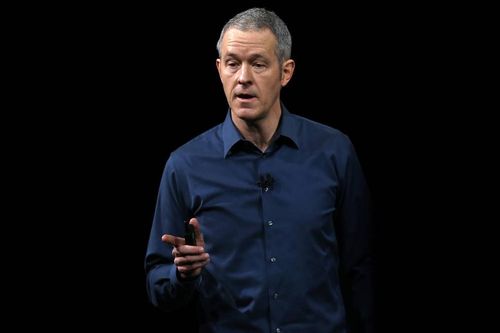 Ai sẽ ngồi ghế nóng tại Apple khi CEO Tim Cook nghỉ hưu?