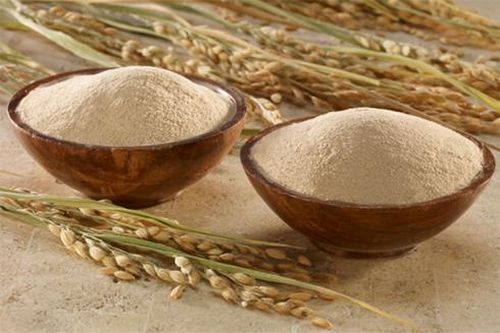 Những công dụng tuyệt vời bị bỏ quên từ nước vo gạo và cám gạo