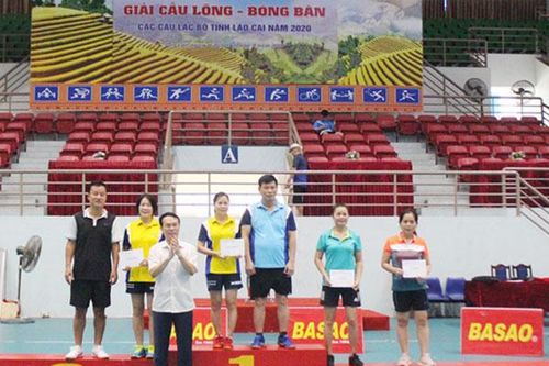 Bế mạc Giải cầu lông, bóng bàn các câu lạc bộ tỉnh Lào Cai năm 2020