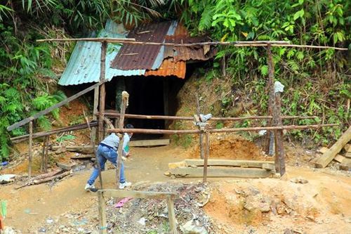 Dai dẳng vấn nạn 'vàng tặc' (Kỳ 1: 'Điểm nóng' bãi vàng 38)