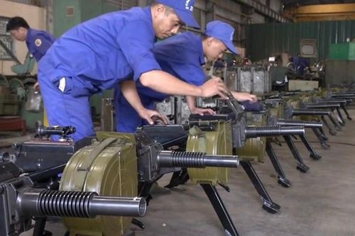 Việt Nam sản xuất, cải tiến vũ khí Nga - Mỹ: Vượt trội hơn bản gốc!