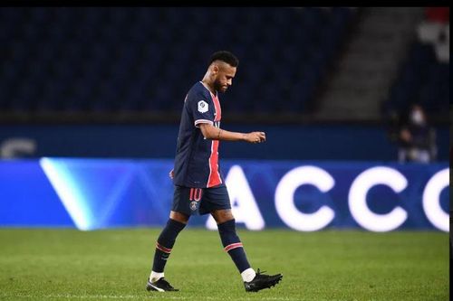 Siêu sao Neymar và 4 cầu thủ nhận thẻ đỏ trong trận cầu bạo lực