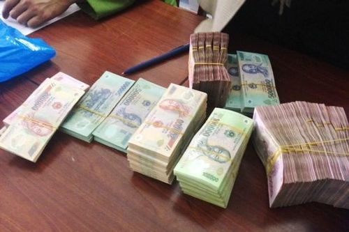 Bắt cán bộ ngân hàng lừa đảo chiếm đoạt trên 150 tỷ đồng
