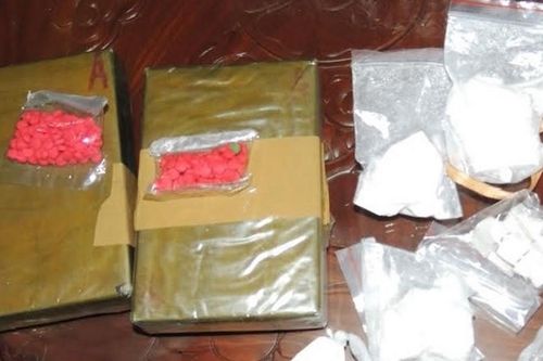 Rủ bạn đi buôn ma túy, cả hai lĩnh 49 năm tù