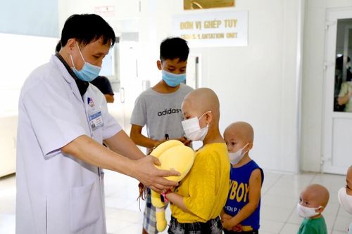 Ghép tủy thành công cứu sống bệnh nhi bị ung thư