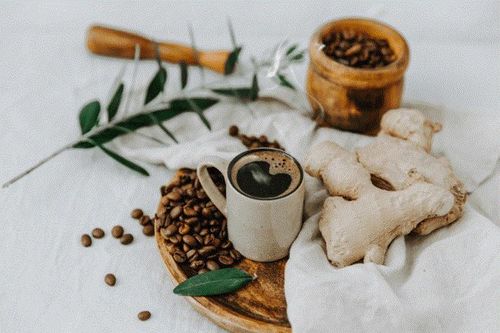 Tại sao chúng ta nên bắt đầu bữa sáng với gừng?