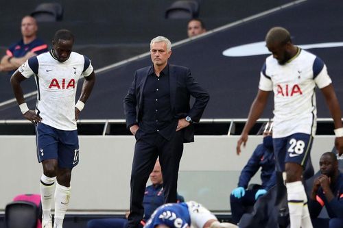 Kết quả bóng đá: Tottenham thua trên sân nhà, Leicester thắng đậm