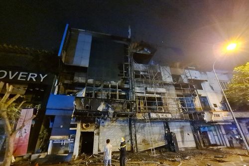TP Hồ Chí Minh: Cháy chi nhánh ngân hàng Eximbank và cửa hàng nệm