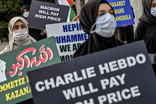 Biểu tình ở Thổ Nhĩ Kỳ phản đối tòa soạn Charlie Hebdo của Pháp