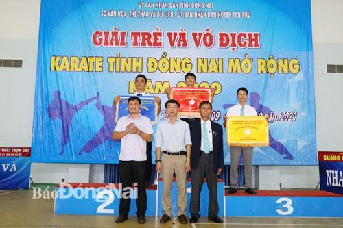 Biên Hòa dẫn đầu Giải trẻ và vô địch karatedo tỉnh Đồng Nai mở rộng năm 2020