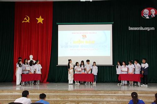 Diễn đàn 'Xây dựng tình bạn đẹp – nói không với bạo lực học đường' năm 2020