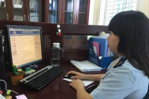 Hải quan tháo gỡ vướng mắc cho doanh nghiệp thông quan hàng hóa