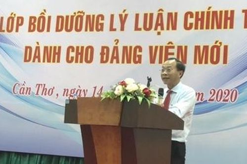 Cần Thơ khai giảng lớp bồi dưỡng chính trị dành cho đảng viên mới
