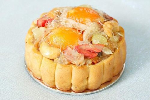Muôn kiểu bánh trung thu độc lạ khiến dân mạng mắt tròn mắt dẹt