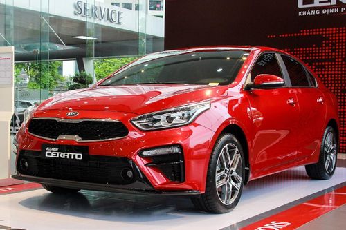 Vượt Mazda3, Kia Cerato là sedan hạng C bán chạy nhất tháng 8