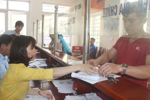 Thực hiện Chương trình 08-Ctr/TU: Giảm thời gian, đơn giản hóa hồ sơ hành chính