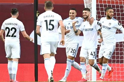 Ngoại hạng Anh vòng 1: Arsenal đã chịu mở két, Vardy vẫn là con cáo trong vòng cấm