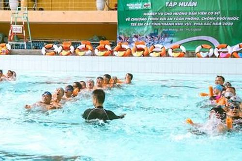 Nhiều giải pháp phổ cập bơi cho trẻ ở Hải Phòng