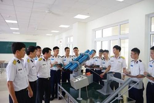 'Chọn' kỹ càng, 'xây' thực chất