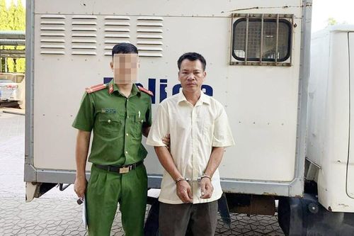 Khởi tố đối tượng dùng xẻng đánh vợ dẫn đến vỡ thận