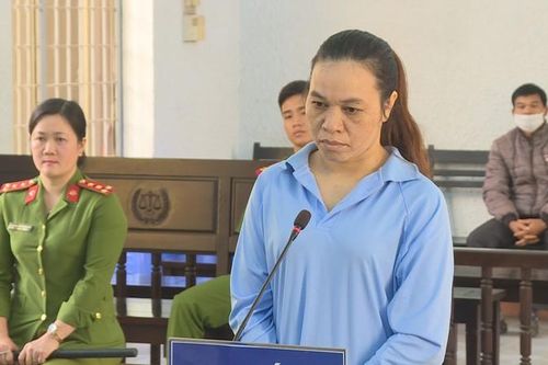 Nhân viên trạm khuyến nông nhận tiền chạy việc lĩnh án 13 năm tù