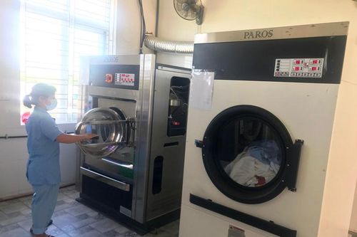 Vụ nâng khống giá thiết bị bệnh viện ở Hà Tĩnh: Lãnh đạo 'ngã ngửa'