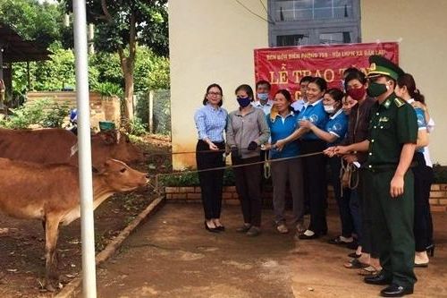 Chương trình 'Đồng hành cùng phụ nữ biên cương' giai đoạn 2018-2020' đạt nhiều kết quả tích cực