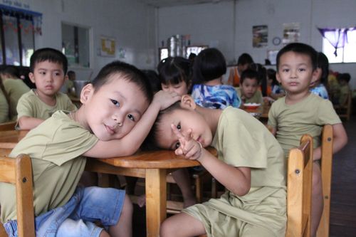 Những lớp học đặc biệt trong các nhà máy ở Bình Dương