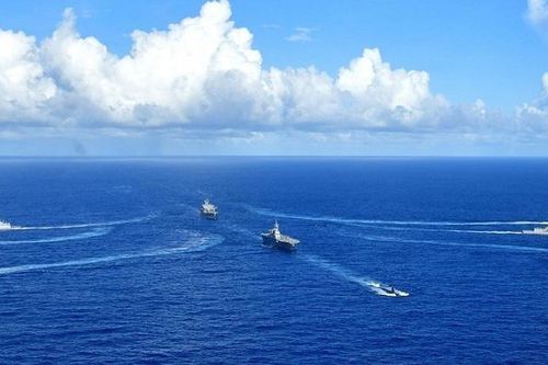 Hình ảnh 'cỗ máy chiến tranh' của Mỹ và đồng minh thị uy trên biển Guam