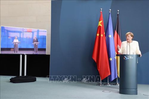 EU muốn có quan hệ cân bằng hơn với Trung Quốc