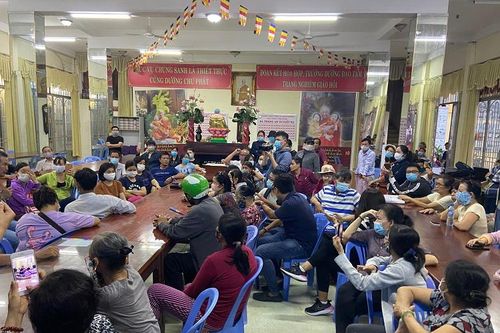 Tạo mọi điều kiện cho người dân nhận dạng tro cốt, di ảnh thất lạc tại chùa Kỳ Quang 2