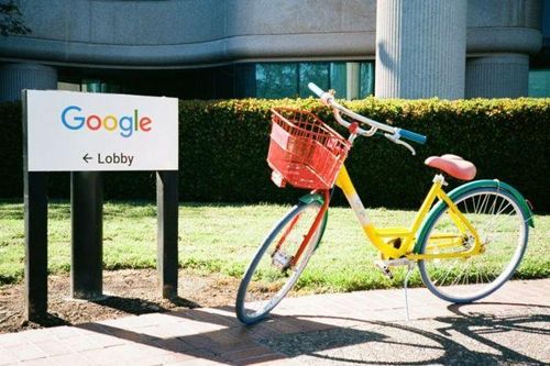 Google cam kết sử dụng 100% năng lượng tái tạo vào năm 2030