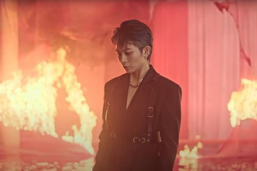 Bạn đã tỏ tường loạt chi tiết bí ẩn được cài cắm trong MV 'Sao người ta nỡ làm mình đâu' (Gil Lê)?