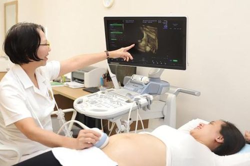Không phải cân nặng, đây chính là 4 chỉ số quan trọng trên phiếu siêu âm mẹ cần chú ý