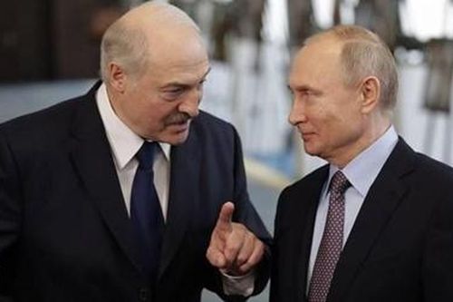 Nga cho Belarus vay thêm 1,5 tỷ USD, cử lính dù sang tập trận