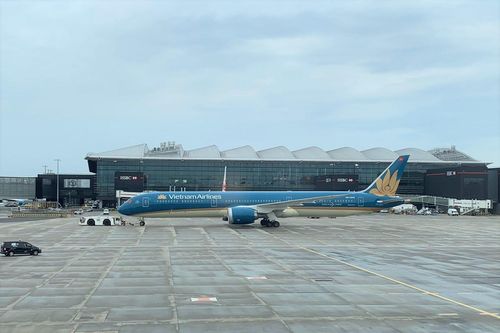 Vietnam Airlines tăng bay quốc tế một chiều, chờ 'mở cửa bầu trời'