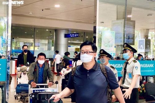 Việt Nam nối lại đường bay quốc tế từ 15/9, khách nhập cảnh phải cách ly 5 ngày