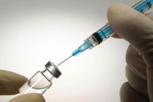 Bé gái 1 tuổi chết sau tiêm vaccine viêm não Nhật Bản