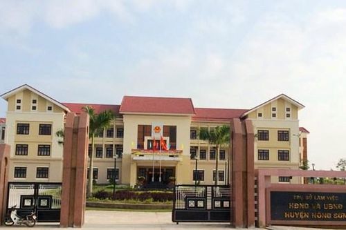 Quảng Nam: Kỷ luật 3 cán bộ ăn nhậu giữa mùa dịch Covid-19