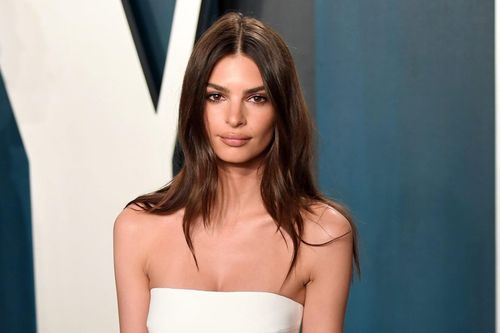 Người mẫu Emily Ratajkowski từng bị nhiếp ảnh gia quấy rối
