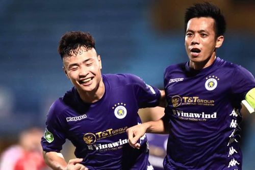 Hà Nội 5-1 TP.HCM: Văn Quyết, Quang Hải nhấn chìm TP.HCM