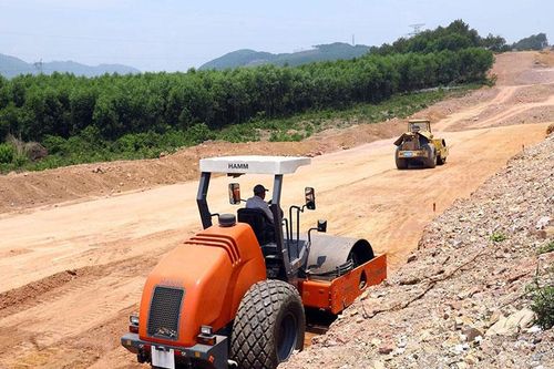 Gỡ bất cập BOT, 'khơi' tín dụng cho cao tốc bắc - nam