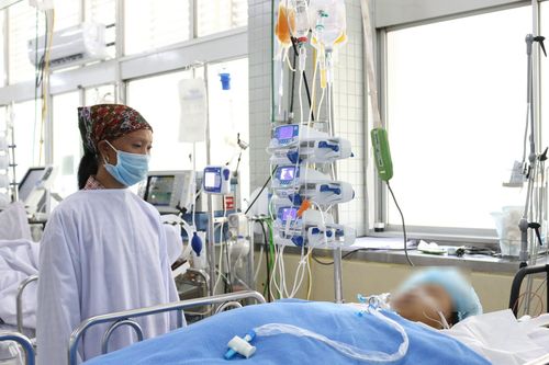 Phẫu thuật ngay tại khoa Cấp cứu cho bệnh nhân bị xe lu cán