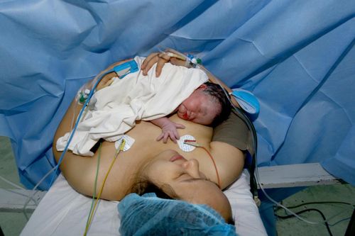 Hội chẩn liên khoa, cứu sống sản phụ tăng đông máu hiếm gặp