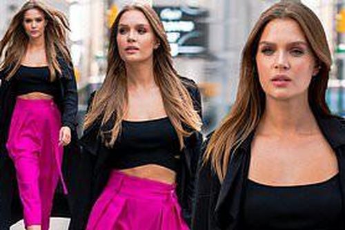 Nàng thơ 9x Josephine Skriver xinh như mộng trên đường phố New York